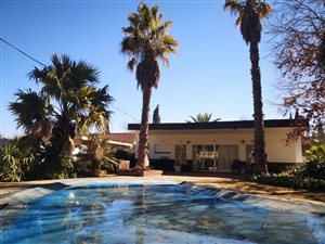 5 Bed House in Irene Park