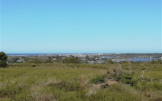 5.1 ha Land available in Kromme River