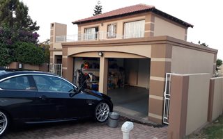 3 Bedroom Cluster in Noordwyk