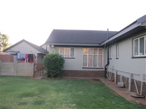 4 Bedroom House in Vanderbijlpark SE2