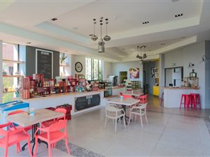 2 Bedroom Apartment in Steyn City