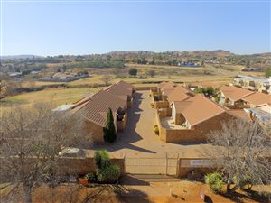 2 Bed Townhouse in Glenvista