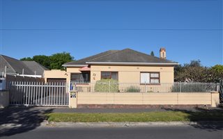 3 Bedroom House in Plumstead