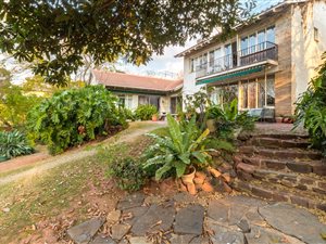 4 Bed House in Waterkloof Ridge