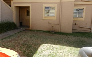 3 Bedroom Flat in Ormonde