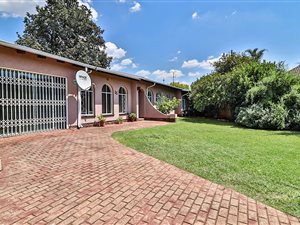 4 Bed House in Atlasville
