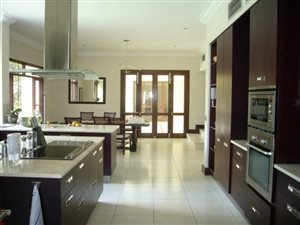 4 Bed Cluster in Houghton Estate