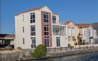 4 Bedroom House in Harbour Island
