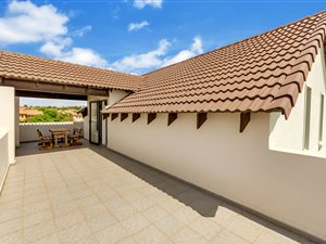 2 Bed Apartment in Dainfern