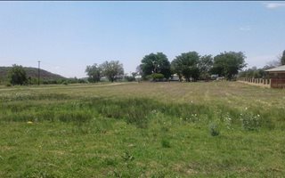 4040 m² Land available in Colenso