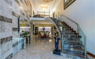 4 Bedroom House in Blue Valley Golf Estate