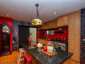 3 Bedroom Townhouse in Olympus AH
