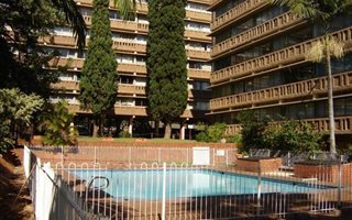 1 Bedroom Flat in Muckleneuk