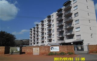 2 Bedroom Apartment in Weavind Park