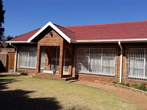 5 Bed House in Dalpark