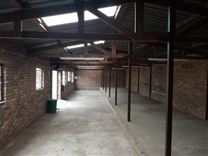 200 m² Industrial space in Highbury