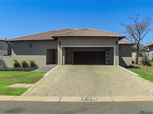 4 Bedroom House in Pebble Rock
