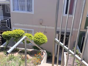 2 Bed Duplex in Newlands East