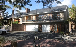4 Bedroom House in Brandwacht