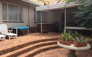 3 Bedroom House in Zwartkop