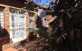 4 Bedroom House in Lyttelton Manor