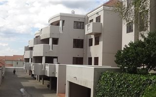 2 Bedroom Apartment in Sandown
