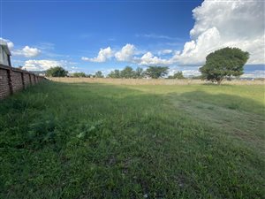 928 m² Land available in Silver Wood Estate