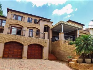 4 Bed House in Woodhill
