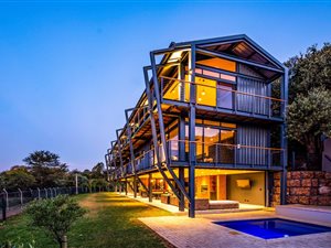 5 Bed House in Helderfontein Estate