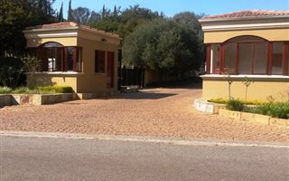 4 Bedroom Townhouse in Poortview