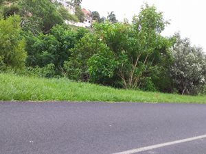929 m² Land available in Doon Heights