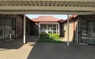 1 Bedroom Apartment in Brits Central