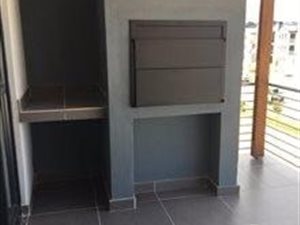2 Bed Apartment in Somerset West Central