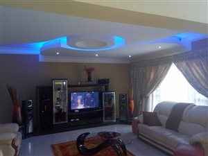 3 Bed House in Vanderbijlpark CE1