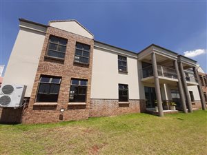 80 m² Commercial space in Robindale