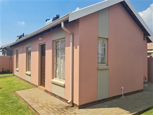 3 Bed House in Katlehong