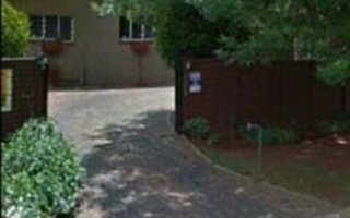 1 Bedroom Garden Cottage in Boskruin