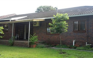 3 Bedroom Simplex in Hayfields
