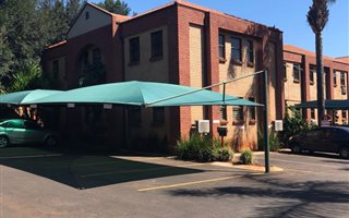 52 m² Commercial space in Allens Nek