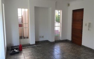 2 Bedroom Simplex in Cresta