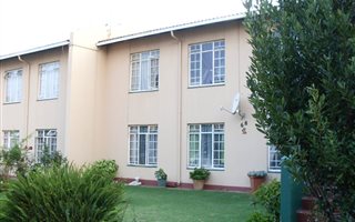 3 Bedroom Townhouse in Westwood