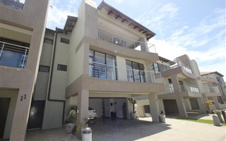 3 Bedroom House in Winterstrand