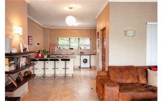 2 Bedroom Apartment in Palm Lakes Estate