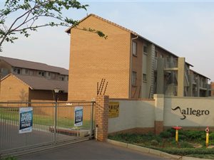 2 Bed Flat in Sagewood