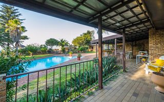 5 Bedroom House in Protea Ridge