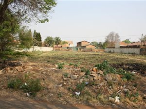 833 m² Land available in Bakerton