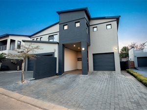 3 Bed House in Olympus AH