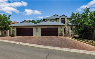4 Bedroom House in Sable Hills Waterfront Estate