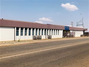 1153 m² Industrial space in Robertville
