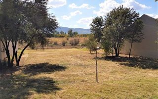 1077 m² Land available in La Camargue